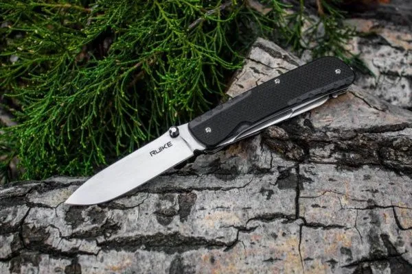 Многофункциональный нож Ruike Trekker LD31-B черный Многофункциональный нож Ruike Trekker LD31-B черный