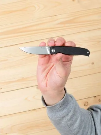 Уцененный товар Нож Ruike M661-TZ(На накладке в близи осевого винта дефект в виде ризки)