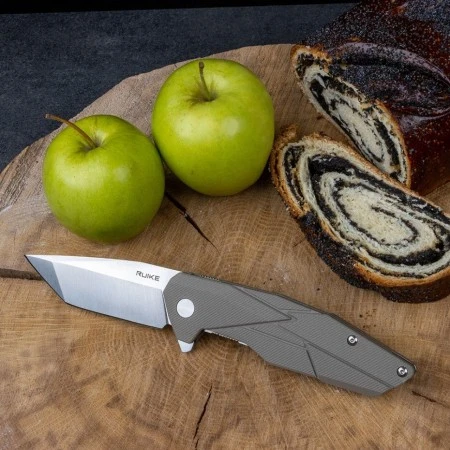 Уцененный товар Нож складной Ruike P138-W песочный (Поврежденная упаковка)