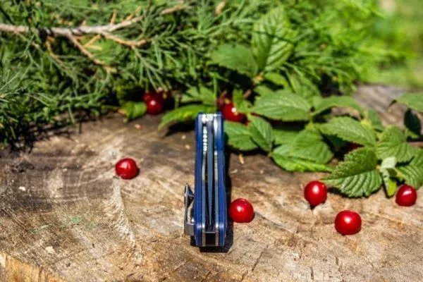 Нож Ruike Fang P105 черно-синий, P105-Q Нож Ruike Fang P105 черно-синий, P105-Q