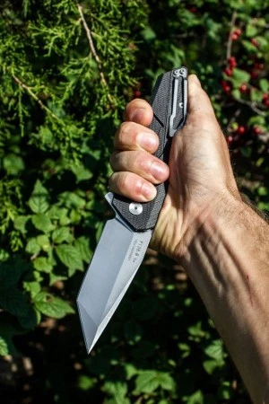 Нож складной Ruike P138-B черный (Витрин. образец)