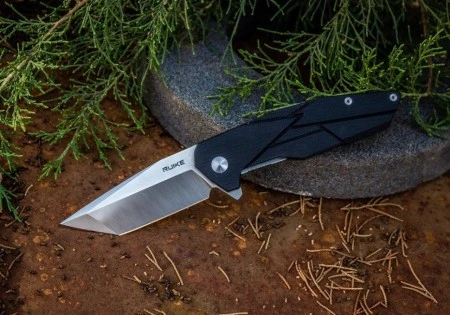 Нож складной Ruike P138-B черный (Витрин. образец)