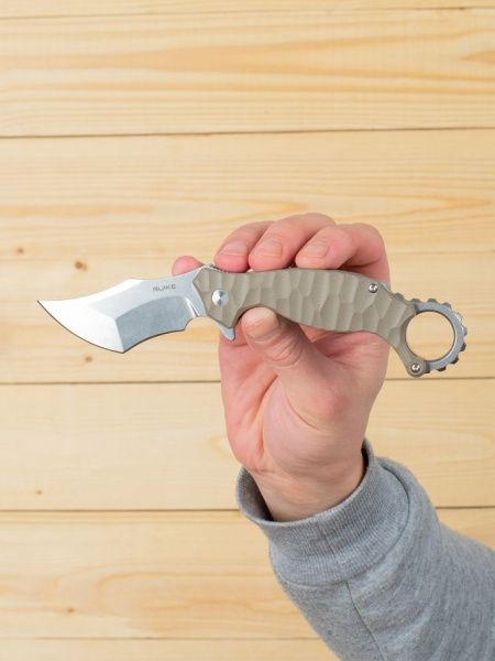 Нож Ruike P881-W